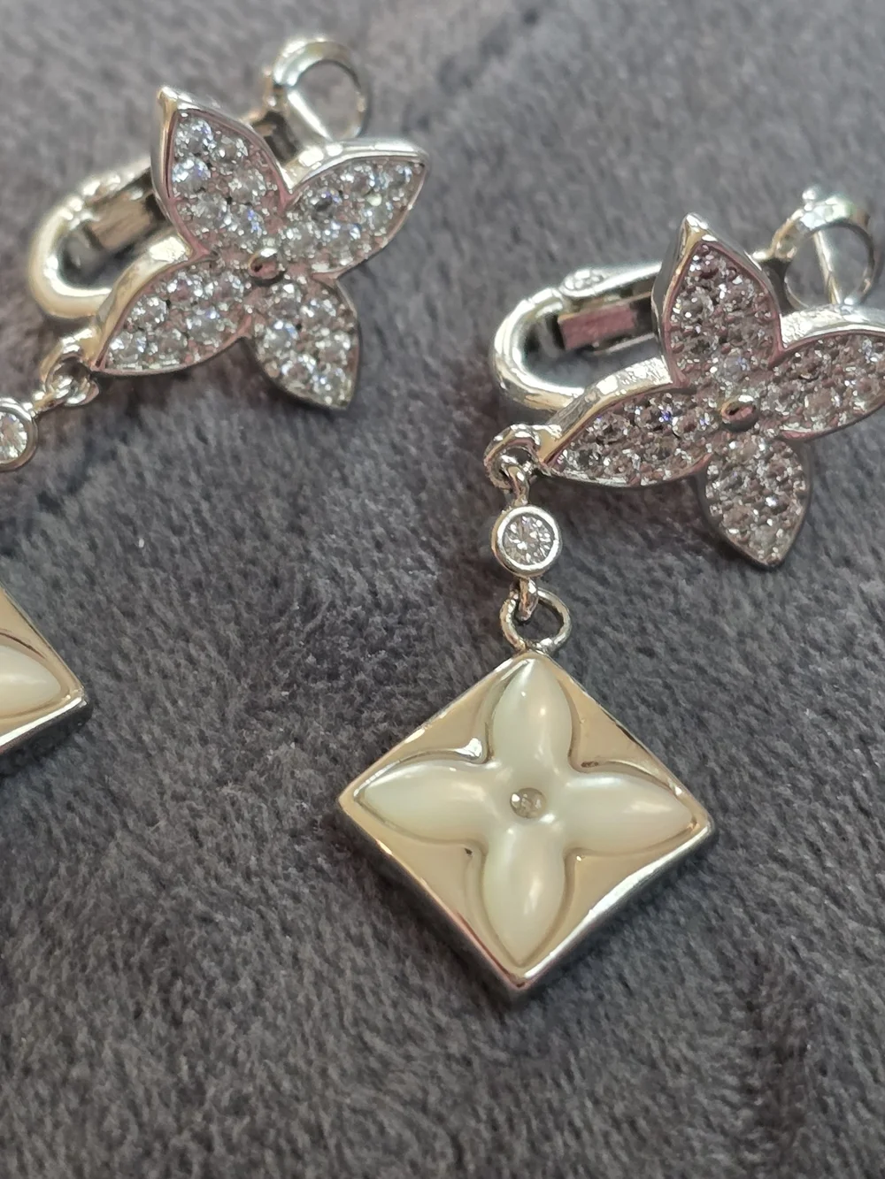 18kgp Gold-Tone Cream Floral Drop Earrings with Crystal Accents - Picture 3 of 8